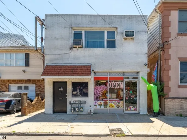 416 S 5Th St, Elizabeth City, NJ 07206