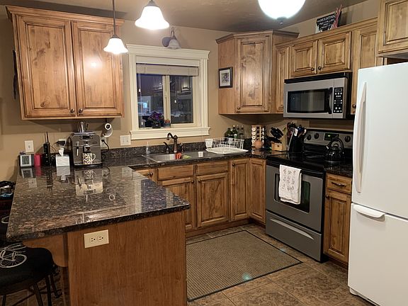 2nd image of 718 Valley Centre Dr #12