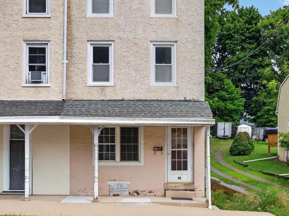 149 Poplar St, Spring City, PA 19475