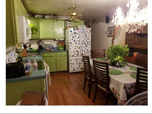 4th image of 17 Walnut St