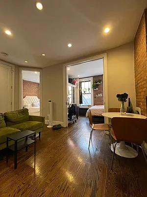 Rented by Douglas Elliman | media 10