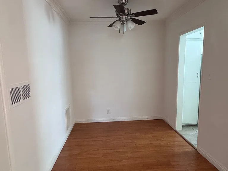 8017 Selma Ave — Photo 24