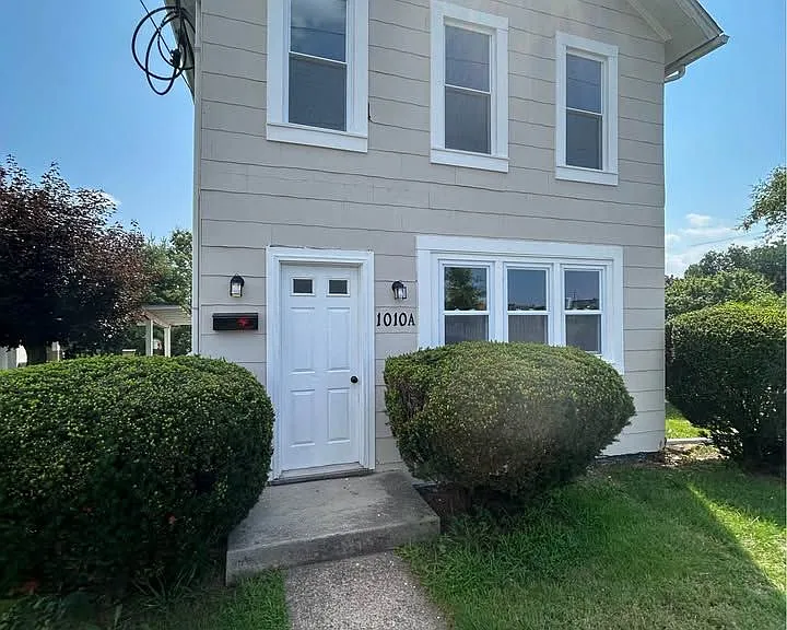 1010 Wood St — Photo 11