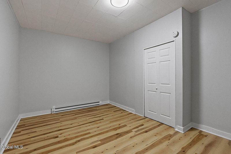 5th image of 3 Manning Square