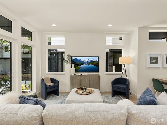 3rd image of 8323 A 12th Avenue NW