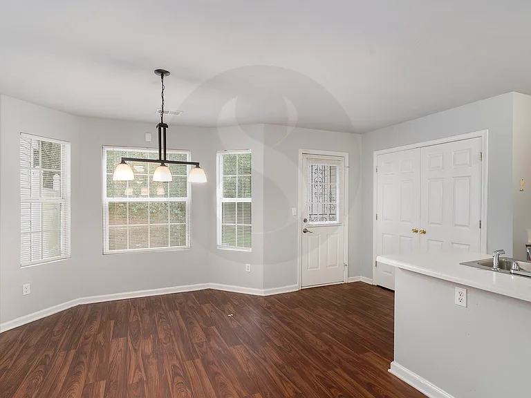 3162 Kingswood Gln — Photo 9