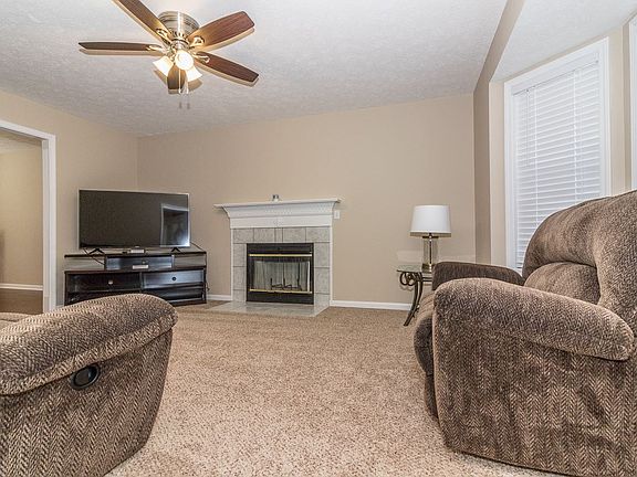 5th image of 7236 S Woodland Dr