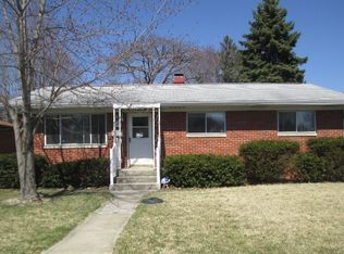 5570 Meadowood Dr, Indianapolis, IN 46224