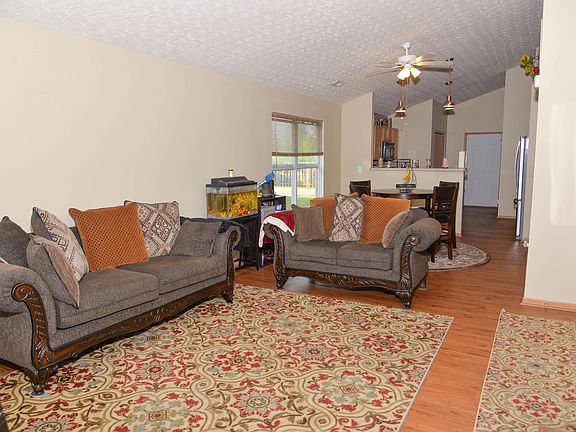 3rd image of 2792 Hillstone St
