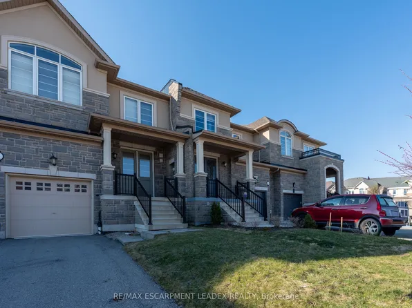 6 Heming Trl, Hamilton, ON L9K 0J8