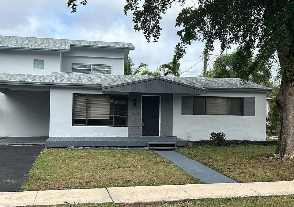 1st image of 1291 SW 51st Avenue