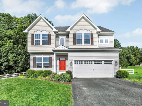 30 Kaitlyn Dr, Hanover, PA 17331