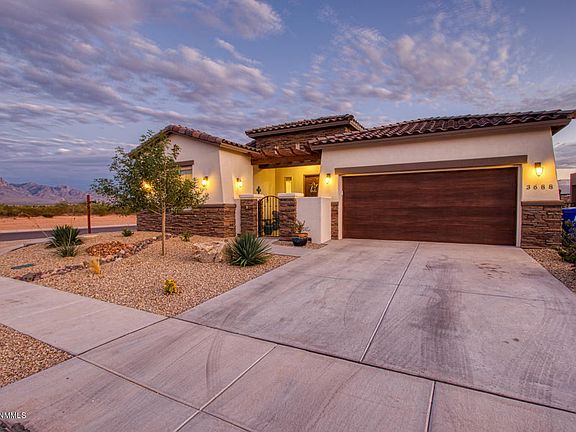 2nd image of 3688 Lunetta Ct