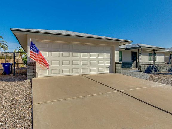 2nd image of 4652 E Dolphin Ave