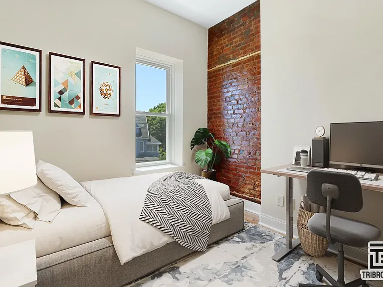13 N Elliot Pl #2R — Photo 4