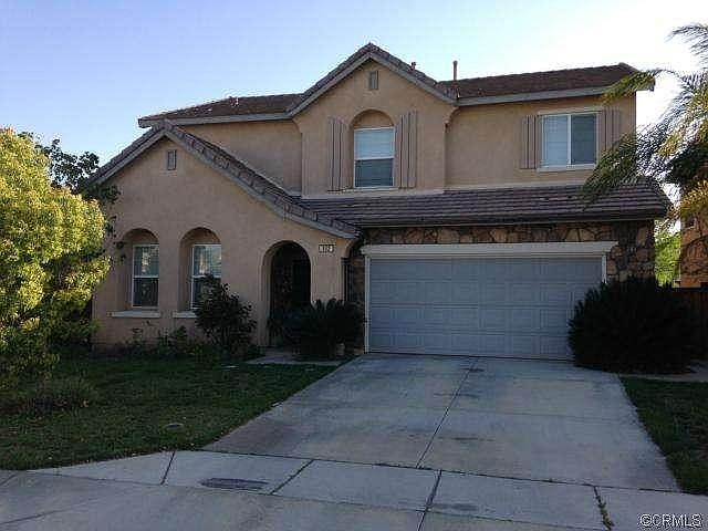 1st image of 852 Melville Ave