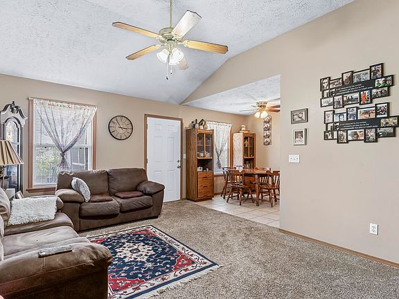 5th image of 3208 W Scott Street