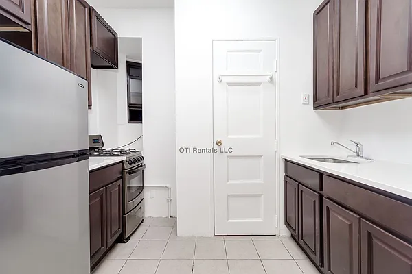 Rented by OTI Rentals LLC | media 22