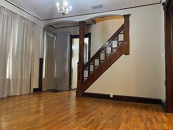 4th image of 204 S Rothsay Ave
