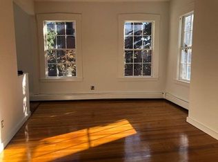 83 Revere St, Boston, MA 02114