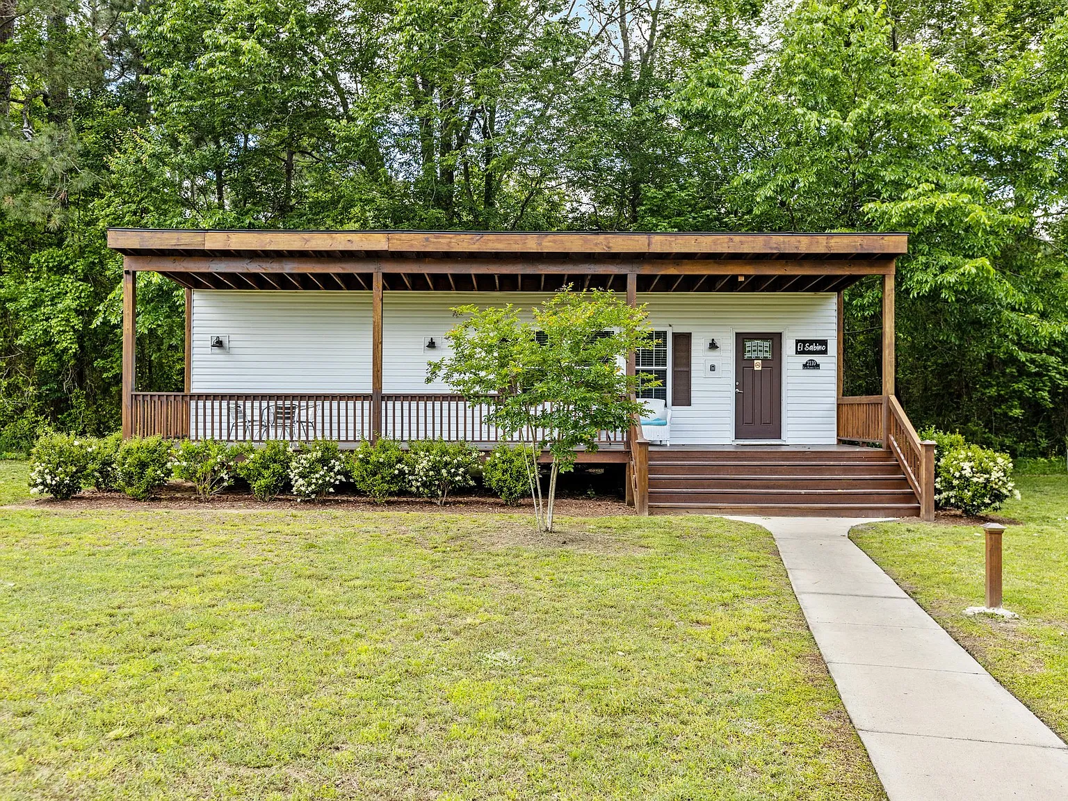 2110 Las Flores Lane - 1 — Photo 1
