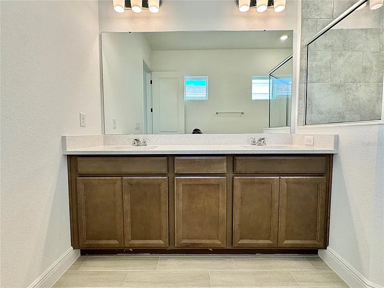 9726 Neruda St — Photo 36