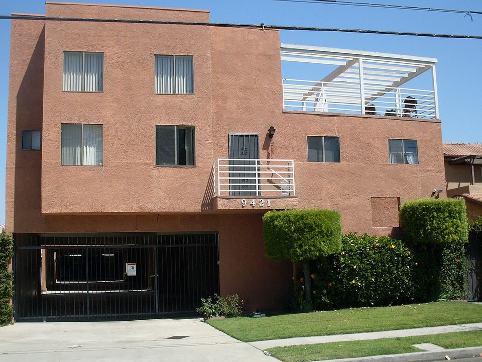 1st image of 9421 Rose St #202