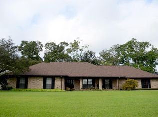 424 Broussard St, Breaux Bridge, LA 70517