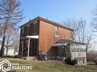 812 South Point, Burlington, IA 52601