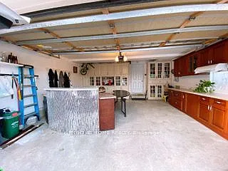 3192 Munson Cres — Photo 17