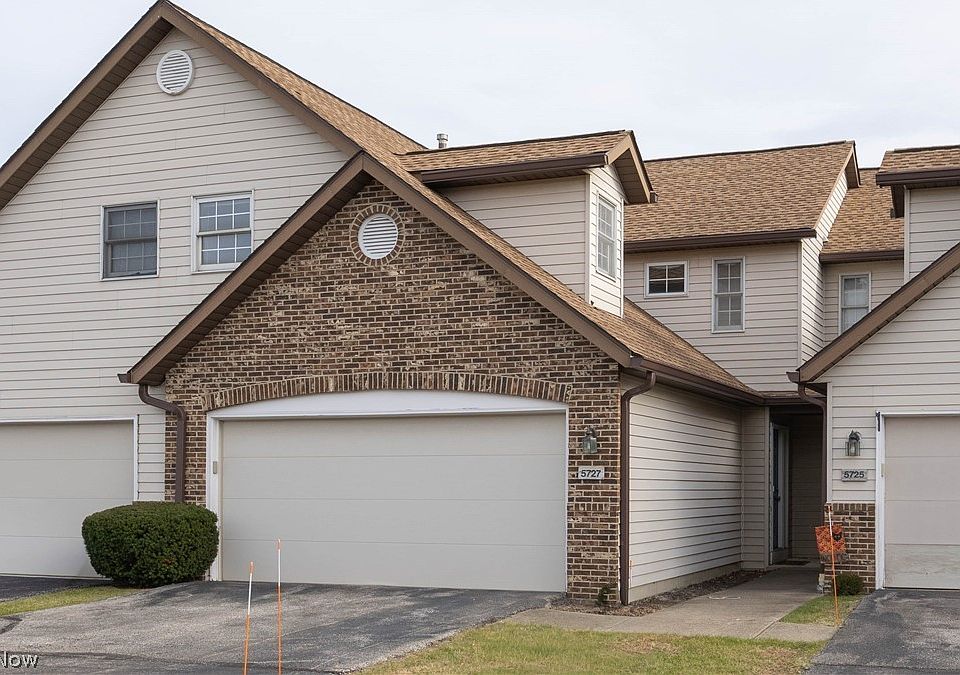 1st image of 5727 Gateway Ln #1203