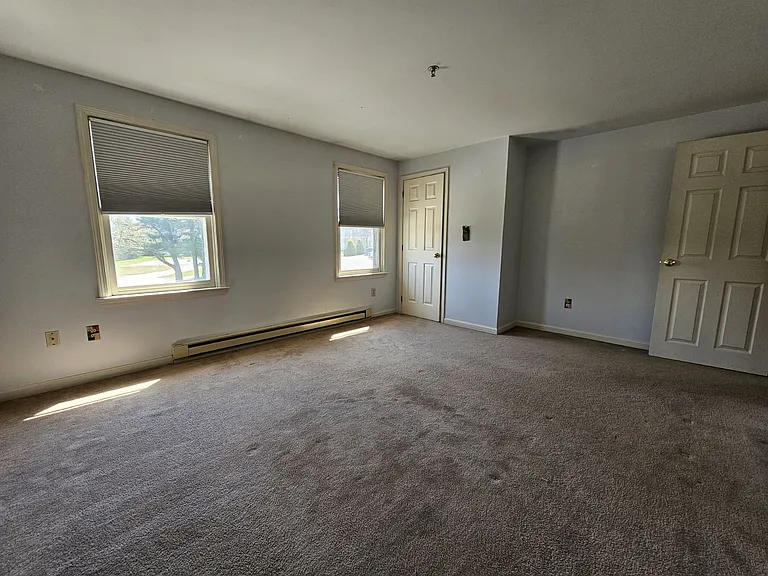 27 Candlewood Ln #B — Photo 10