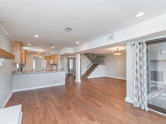 5th image of 500 Laketower Dr Unit 53