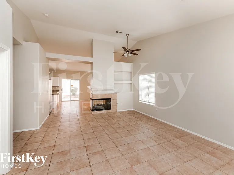 3016 Myrtle Creek Ct — Photo 3