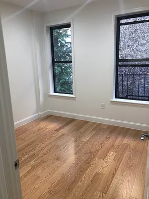 Rented by Urban Real Estate Property Group Inc | media 2