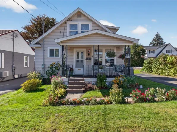 388 Beausejour St, Dieppe, NB E1A 1Y6