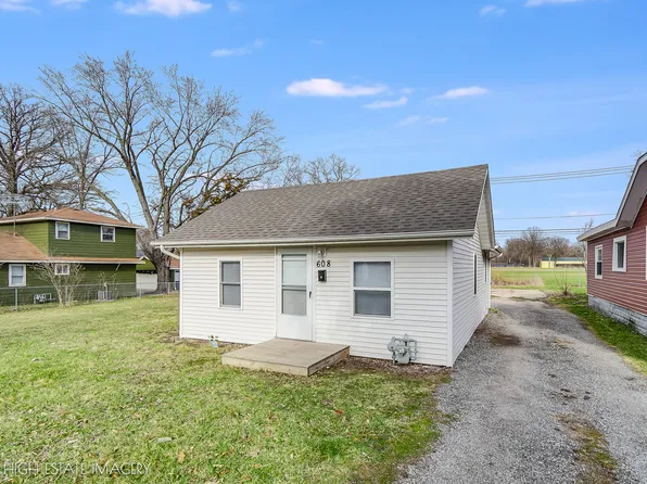 608 Fox St, Joliet, IL 60432