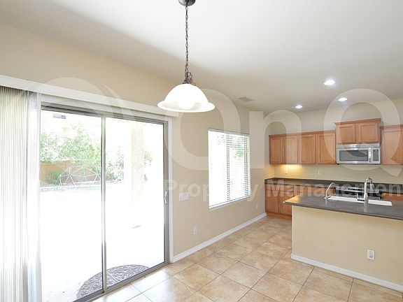 4th image of 2209 W Marconi Ave