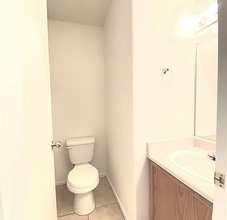 5th image of 2520 Sierra Luna Ave Unit 103