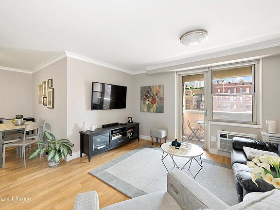 5th image of 80 N Moore St APT 9K