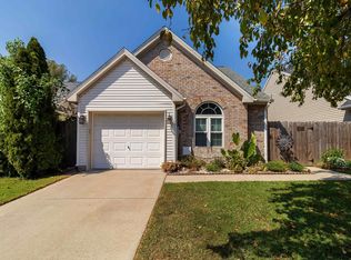 5871 River Walk Cir, Newburgh, IN 47630