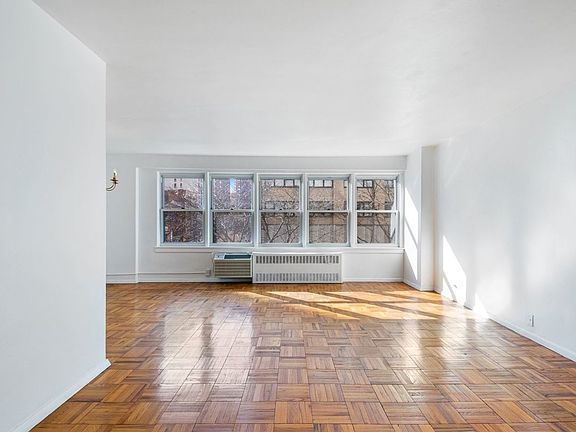 3rd image of 155 E 38th St APT 4G
