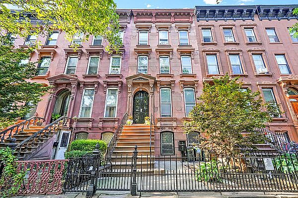 1st image of 499 Willoughby Ave Floor 3
