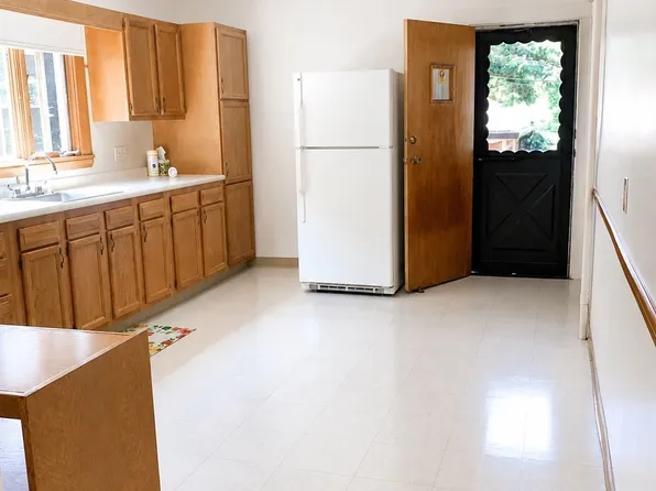 64 Freeman St #1, Arlington, MA 02474