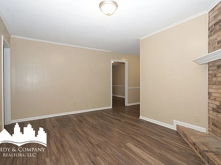 3782 Wychemere Dr — Photo 13