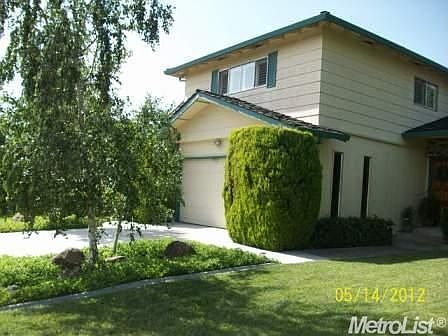 3rd image of 3015 Dorchester Ct