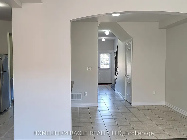 74 Hatton Ct — Photo 16