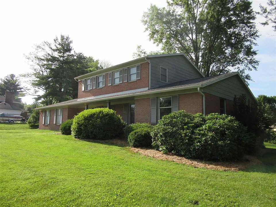 1st image of 3436 E Homestead Dr