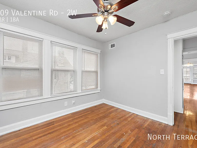 509 Valentine Rd #2W — Photo 9
