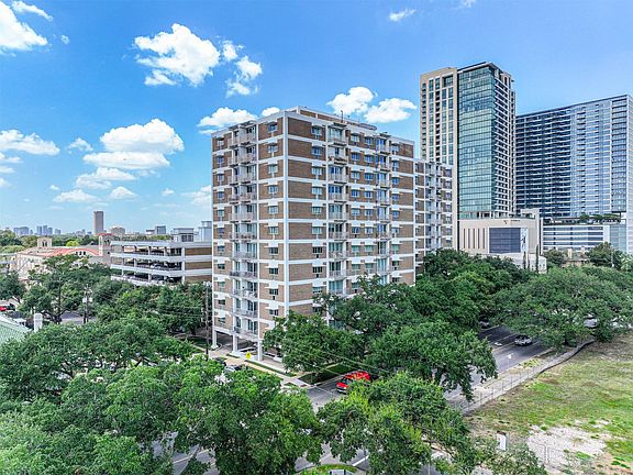 3rd image of 3614 Montrose Blvd Unit 505
